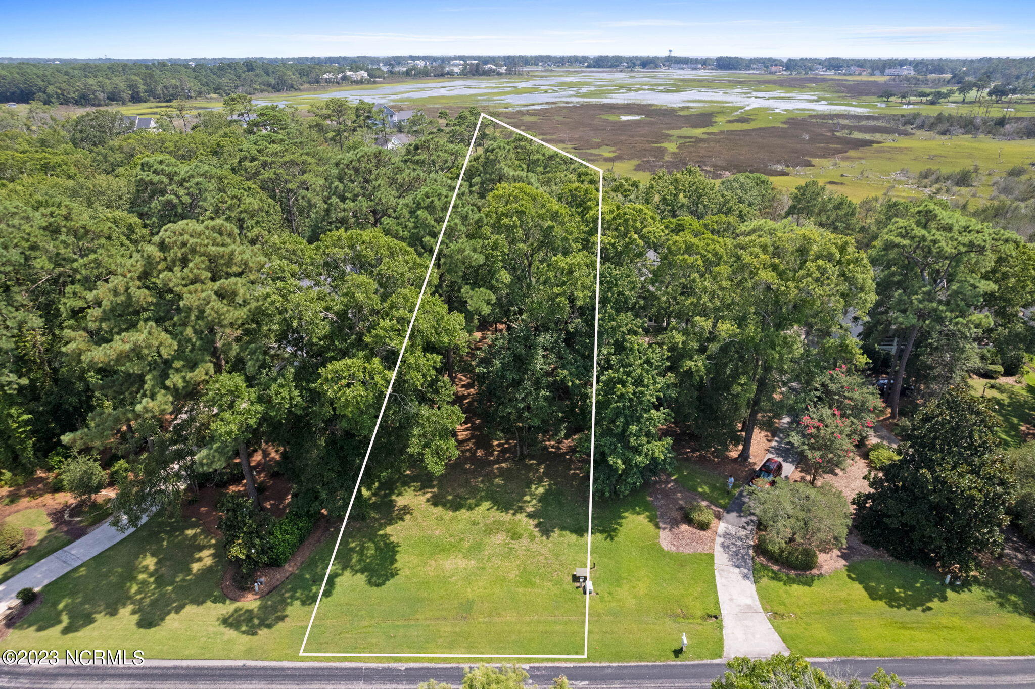 3229 Beaver Creek Drive Property Photo 1