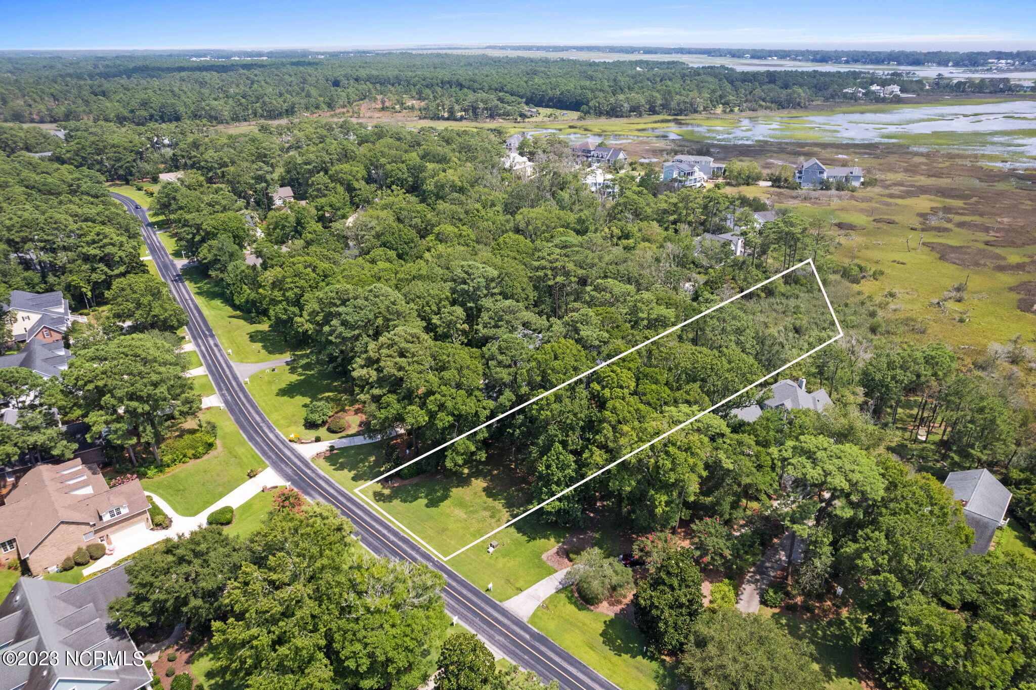 3229 Beaver Creek Drive Property Photo 2