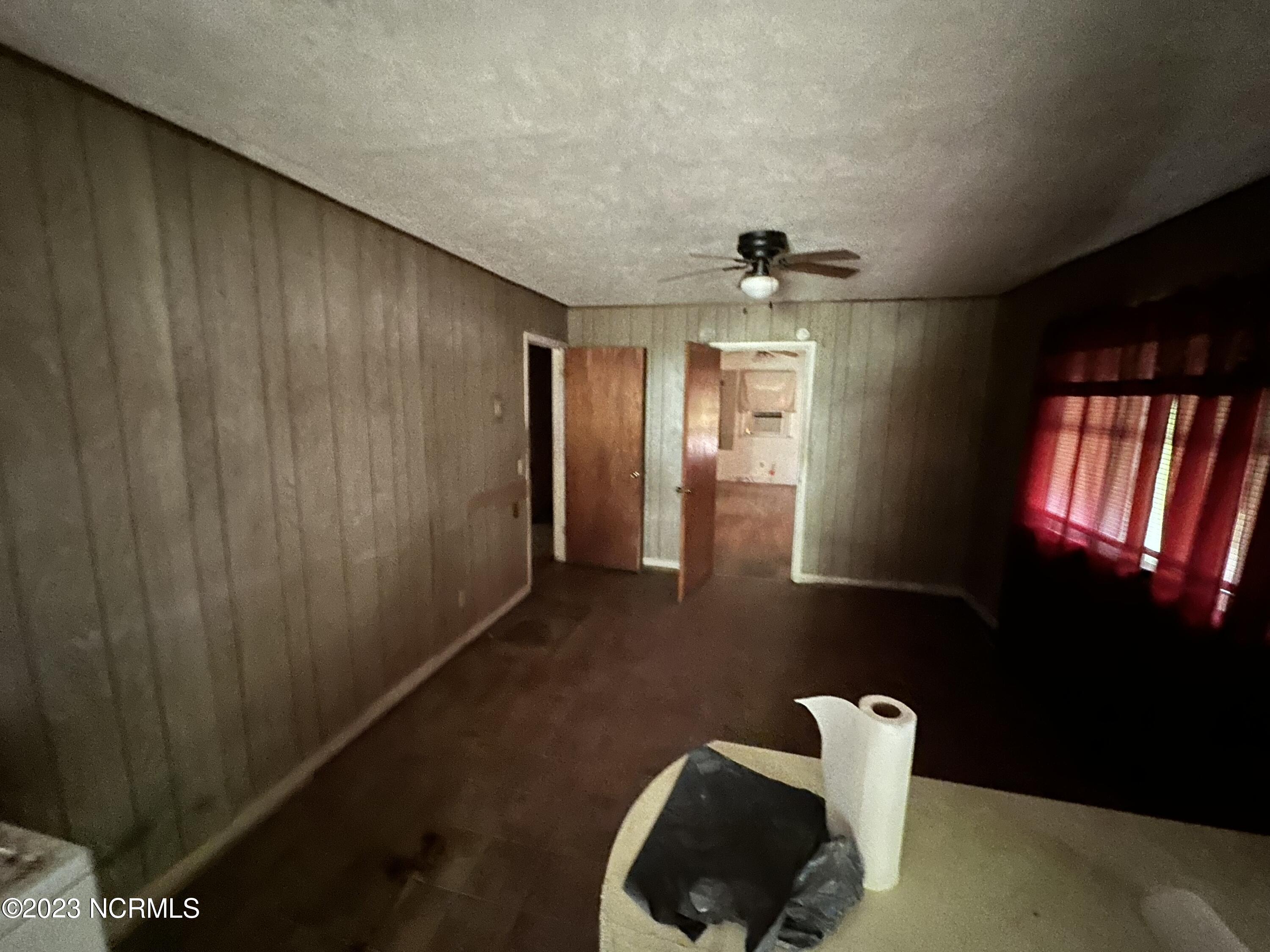 311 W Gibson Avenue Property Photo 4