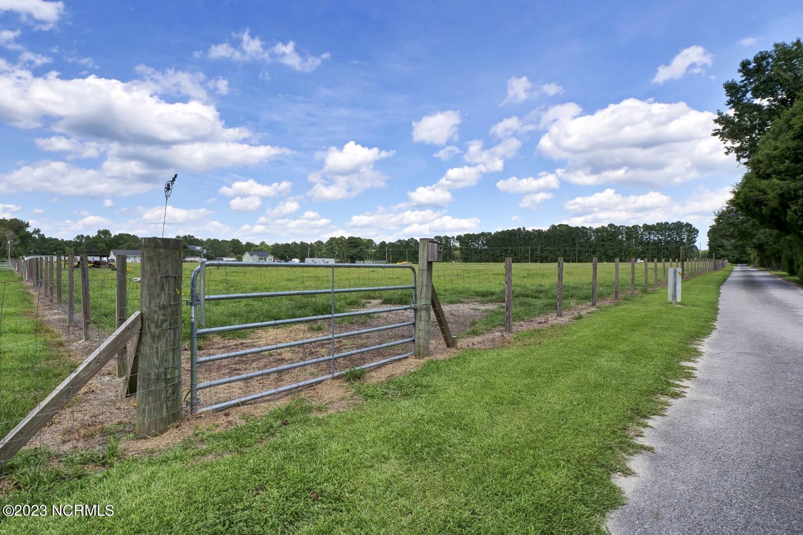 117 Highway & Oaks Plantation Property Photo 19