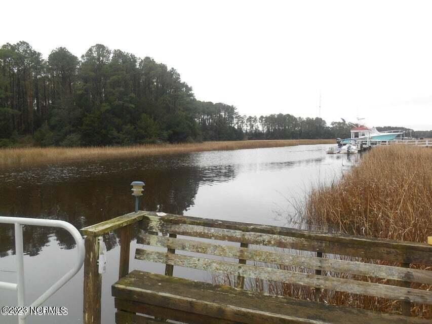6491 Walden Pond Lane Property Photo 6