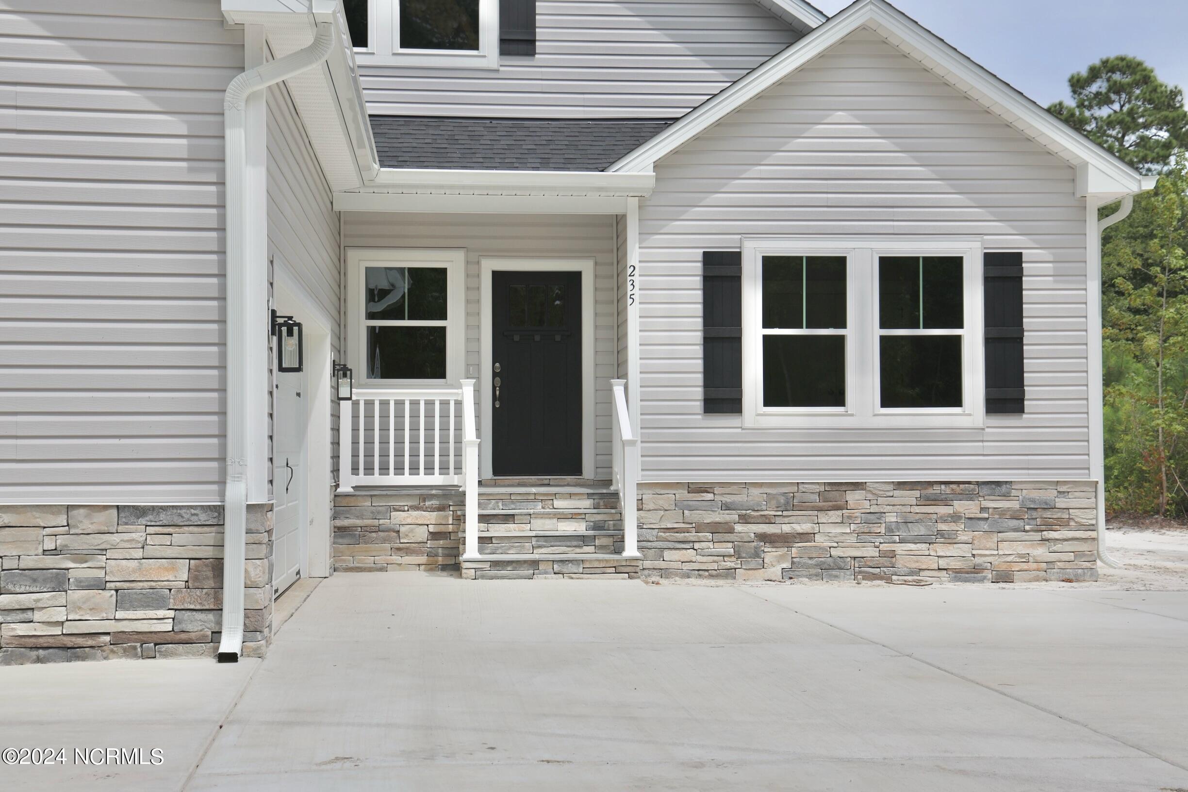 235 Weathersbee Drive Property Photo 6