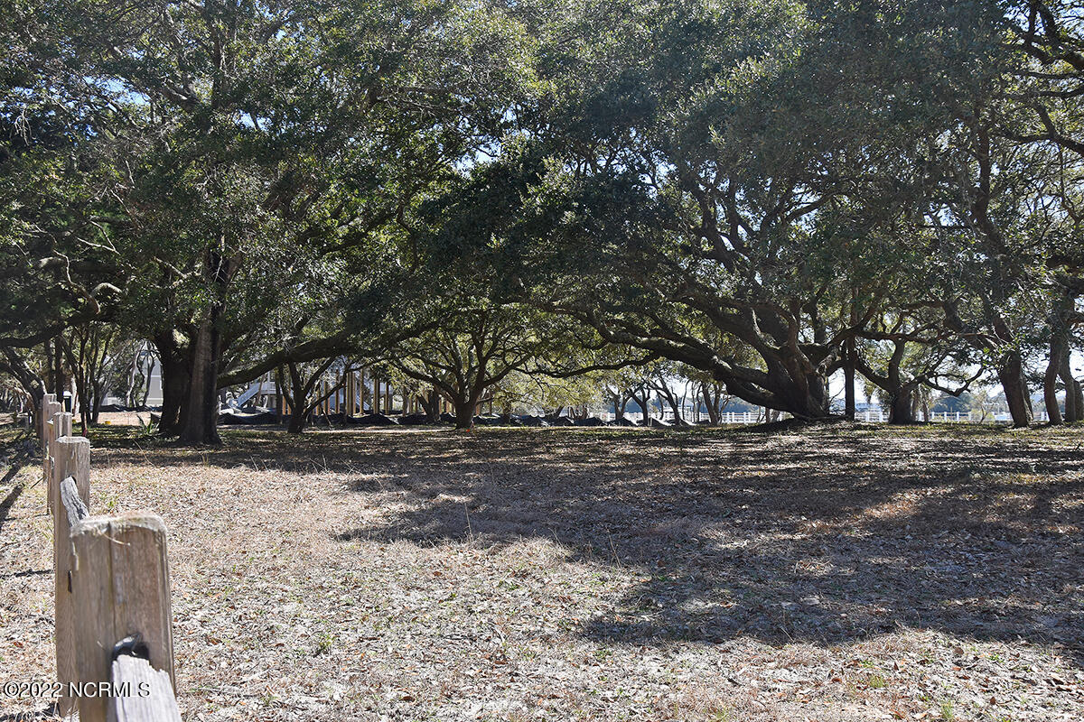 3819 Windy Point Road Property Photo 7