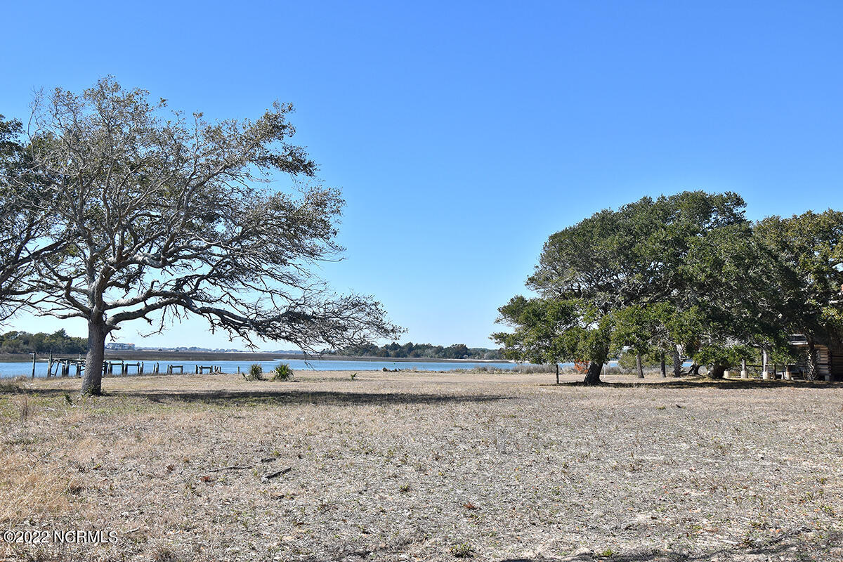 3819 Windy Point Road Property Photo 9