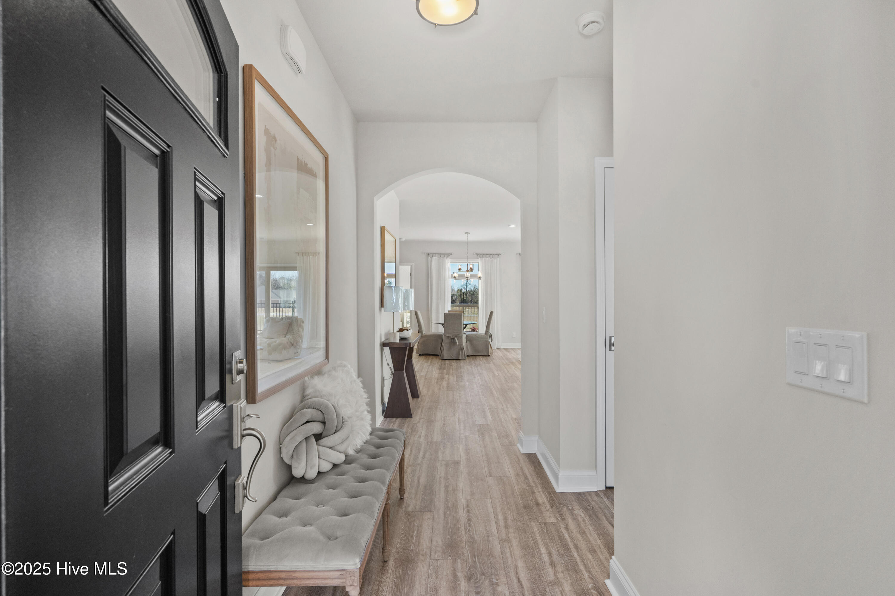 1060 Northbridge Court Property Photo 4