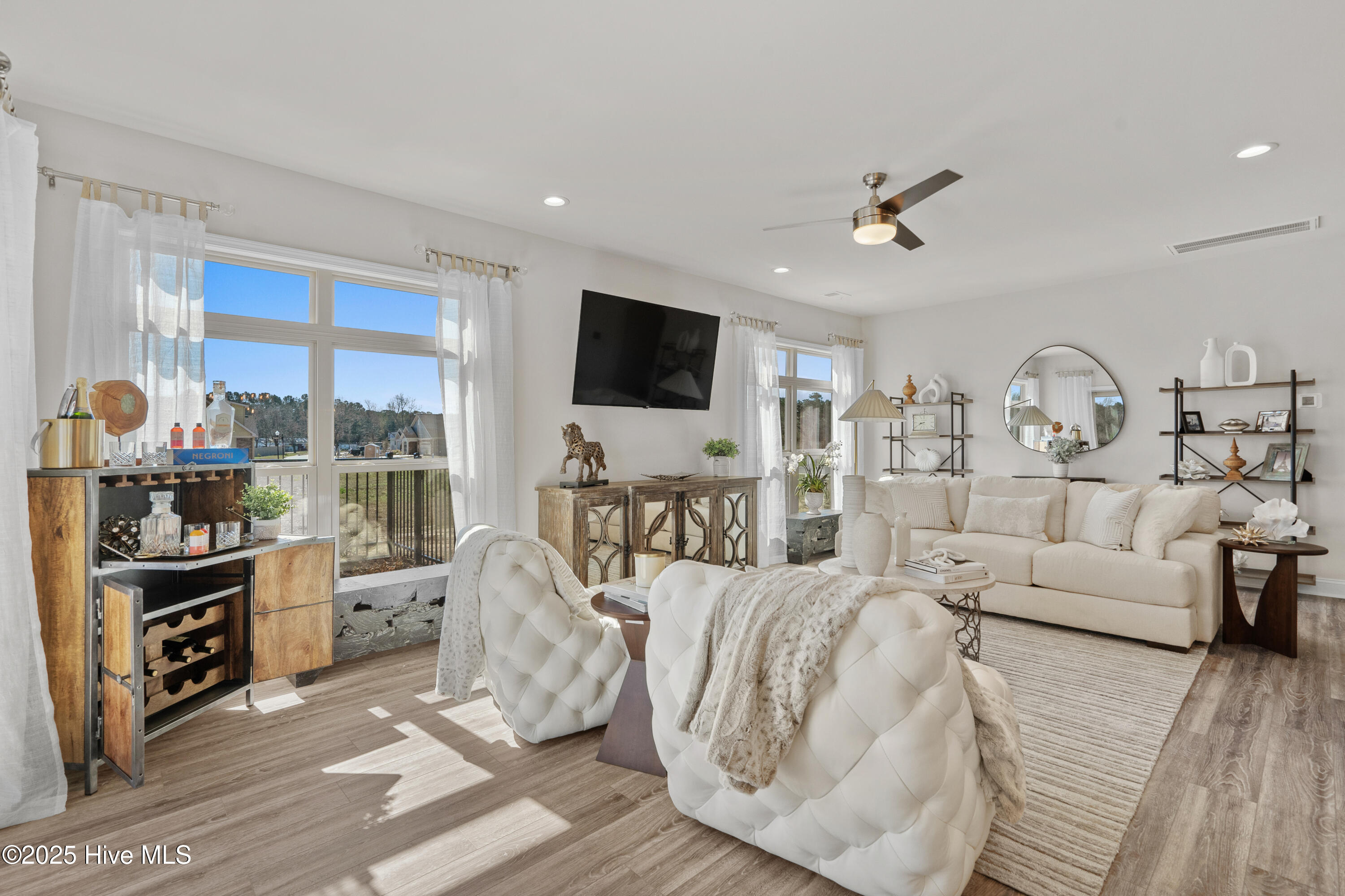 1060 Northbridge Court Property Photo 8
