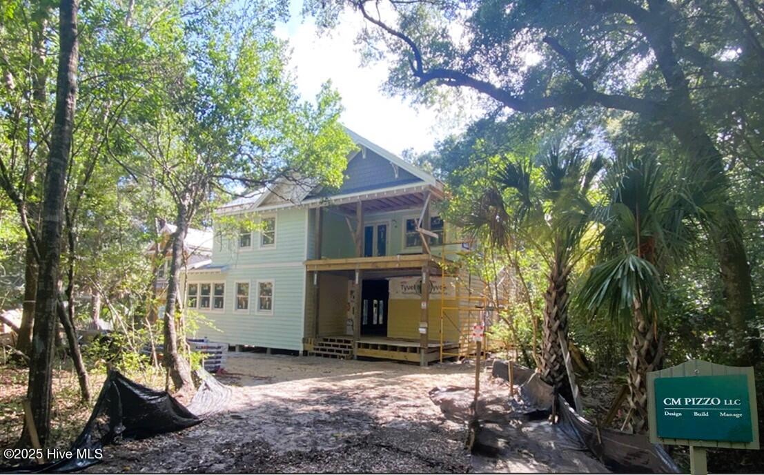 1 Red Bay Court Property Photo 1
