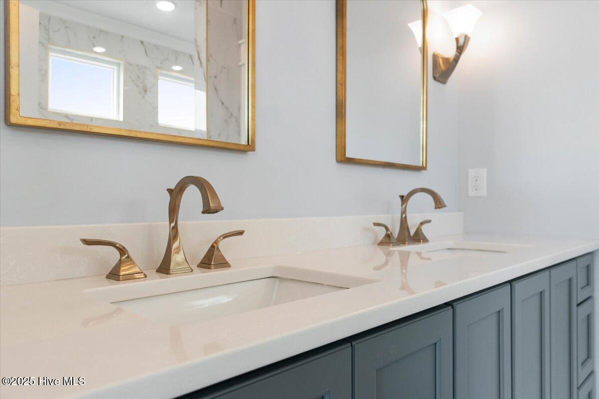 13 Dare Street Property Photo 50