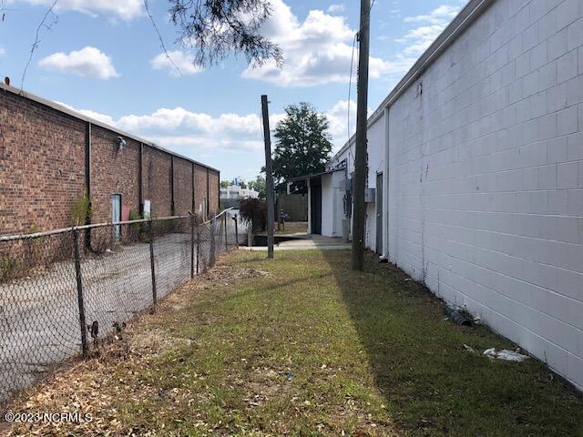 208 Henderson Drive Property Photo 9