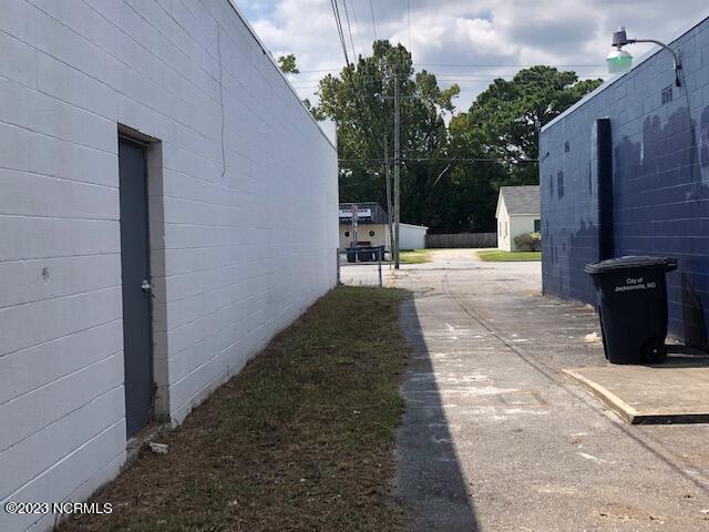 208 Henderson Drive Property Photo 10