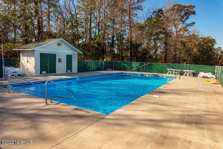 2110 Royal Pines Drive Property Photo 12