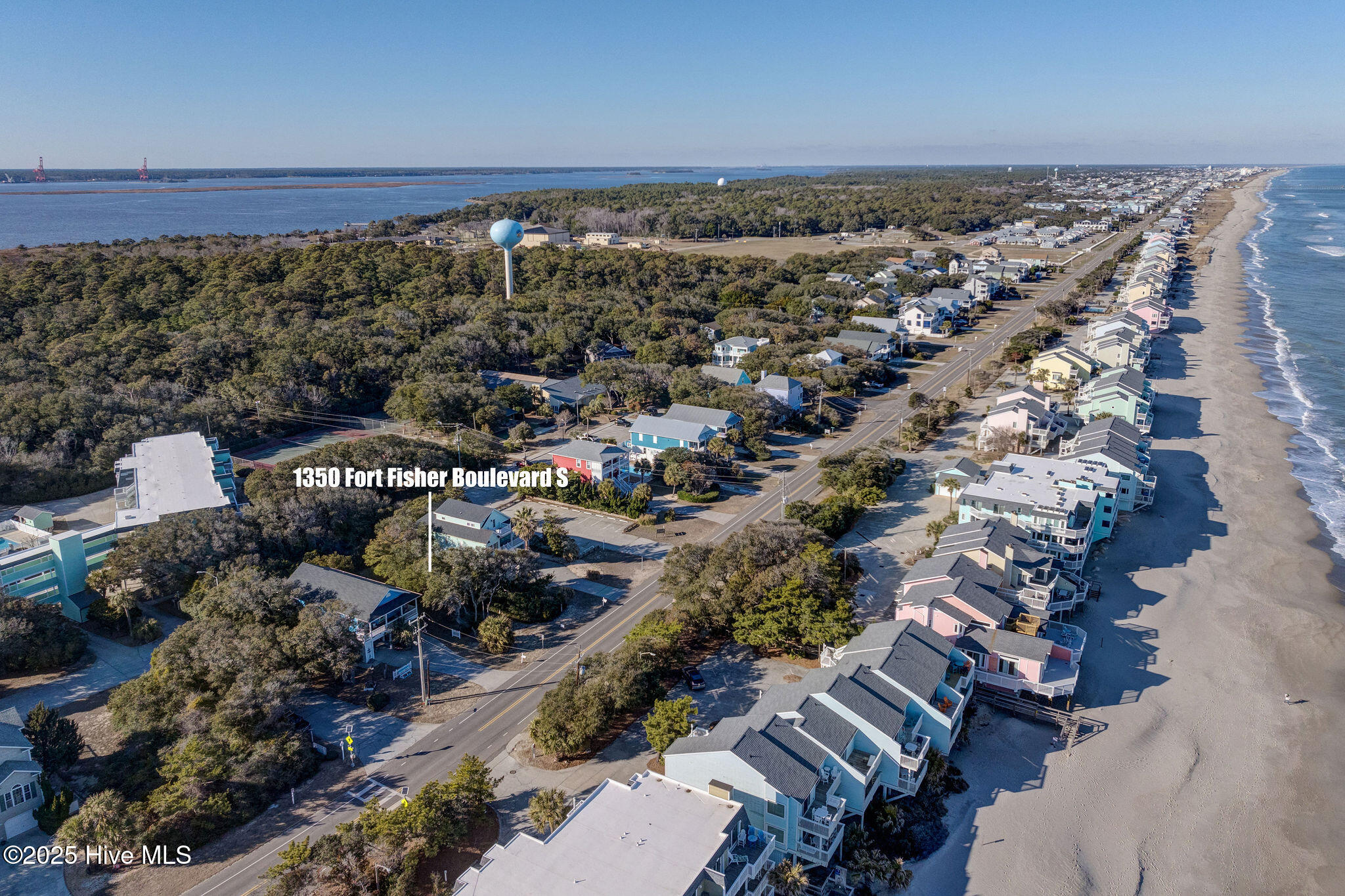 1350 S Fort Fisher Boulevard Property Photo 6