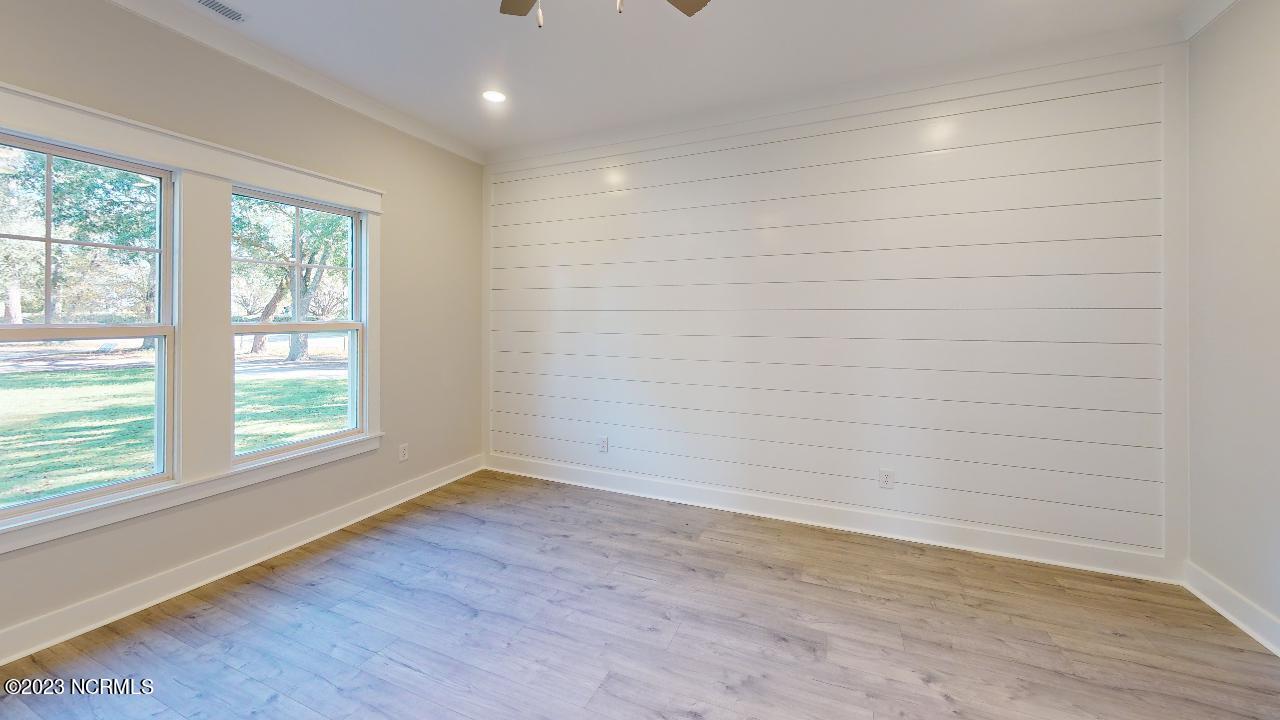 2090 Greenside Manor Drive L-39 Property Photo 11