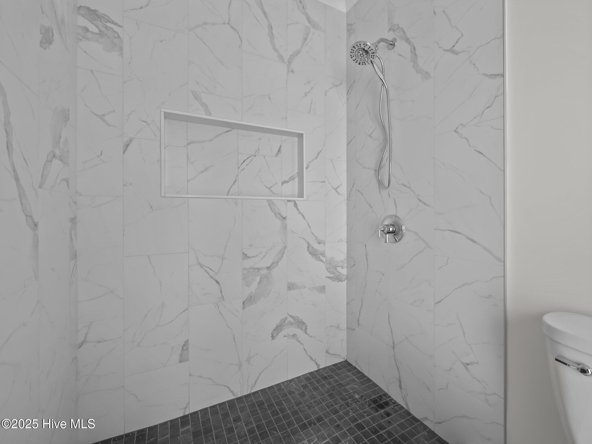 325 Anson Road Property Photo 32