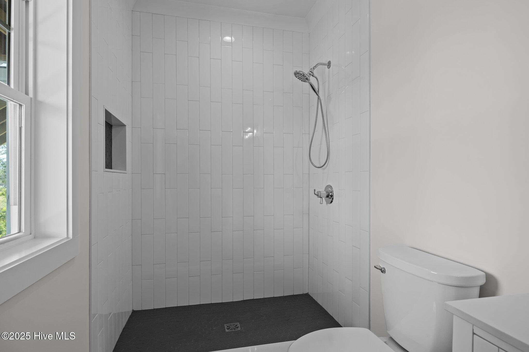 325 Anson Road Property Photo 37