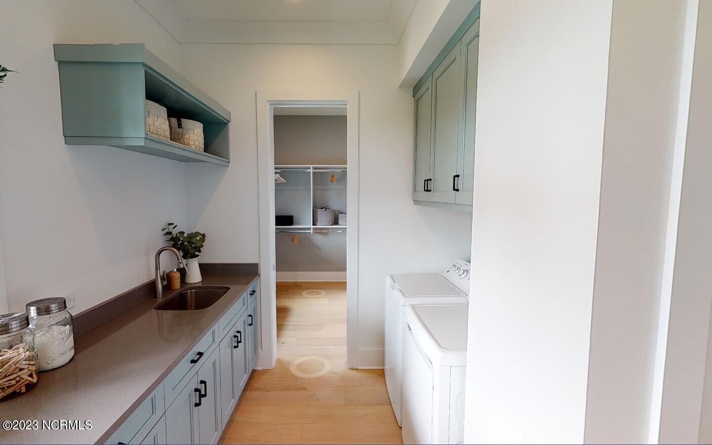 4001 Dauntless Lane Property Photo 11