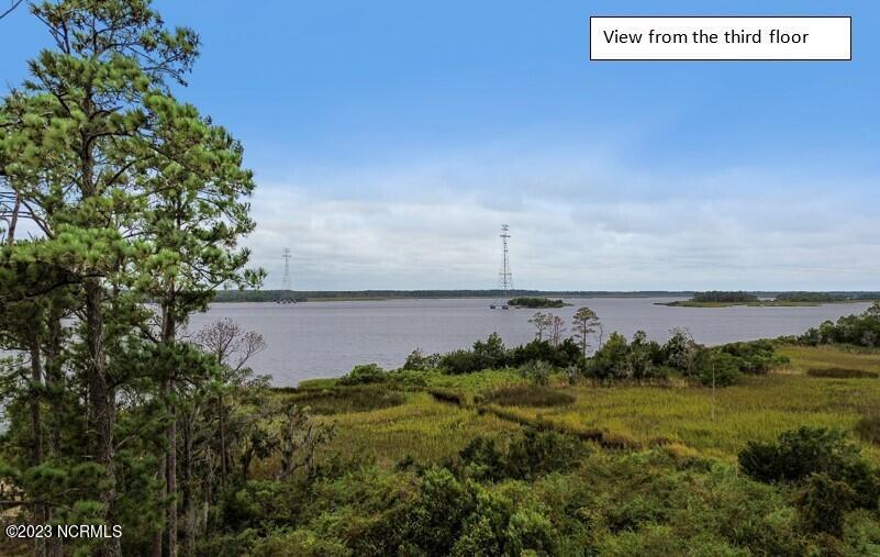 4001 Dauntless Lane Property Photo 14