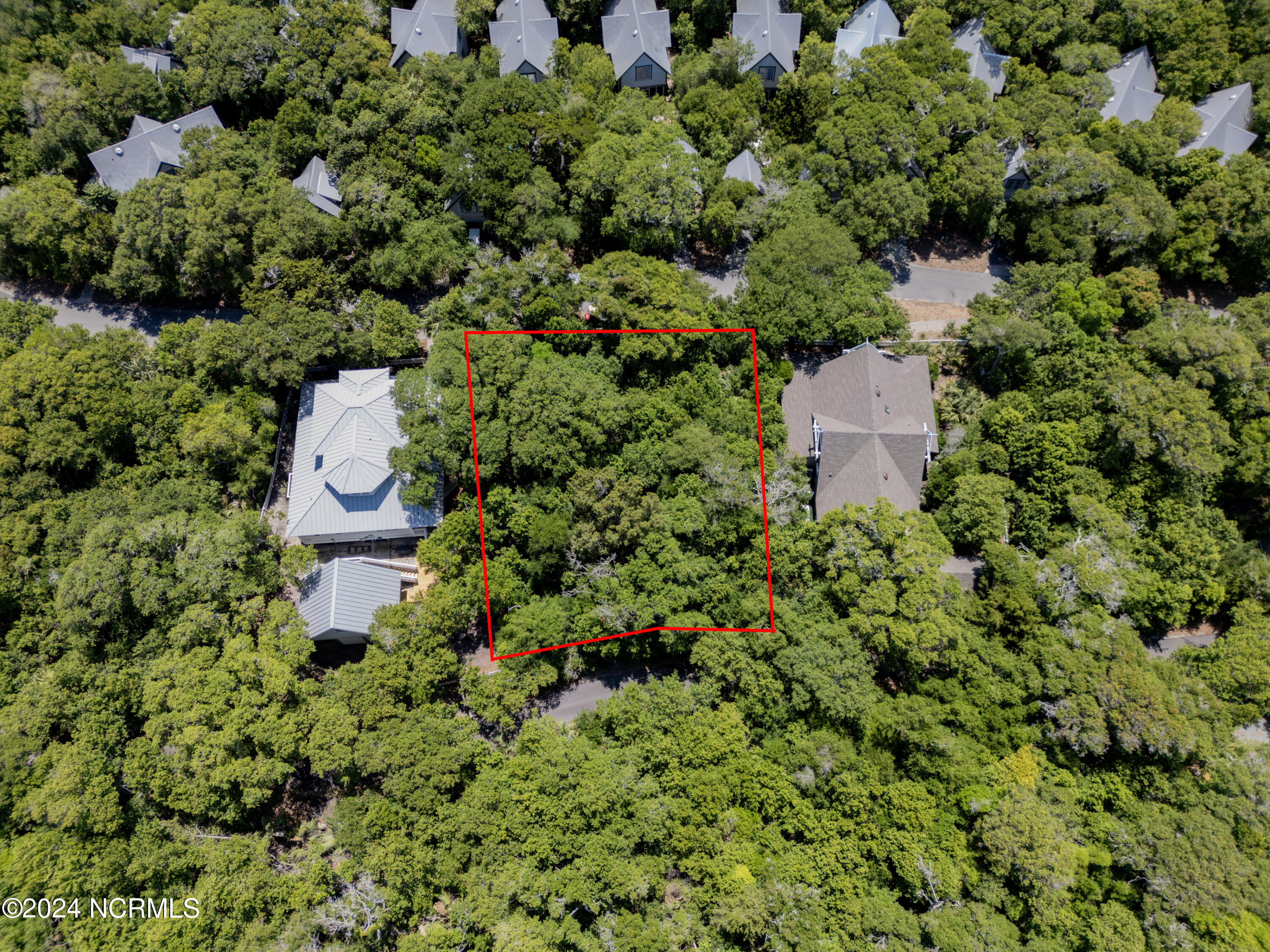 621 Chicamacomico Way Property Photo 13