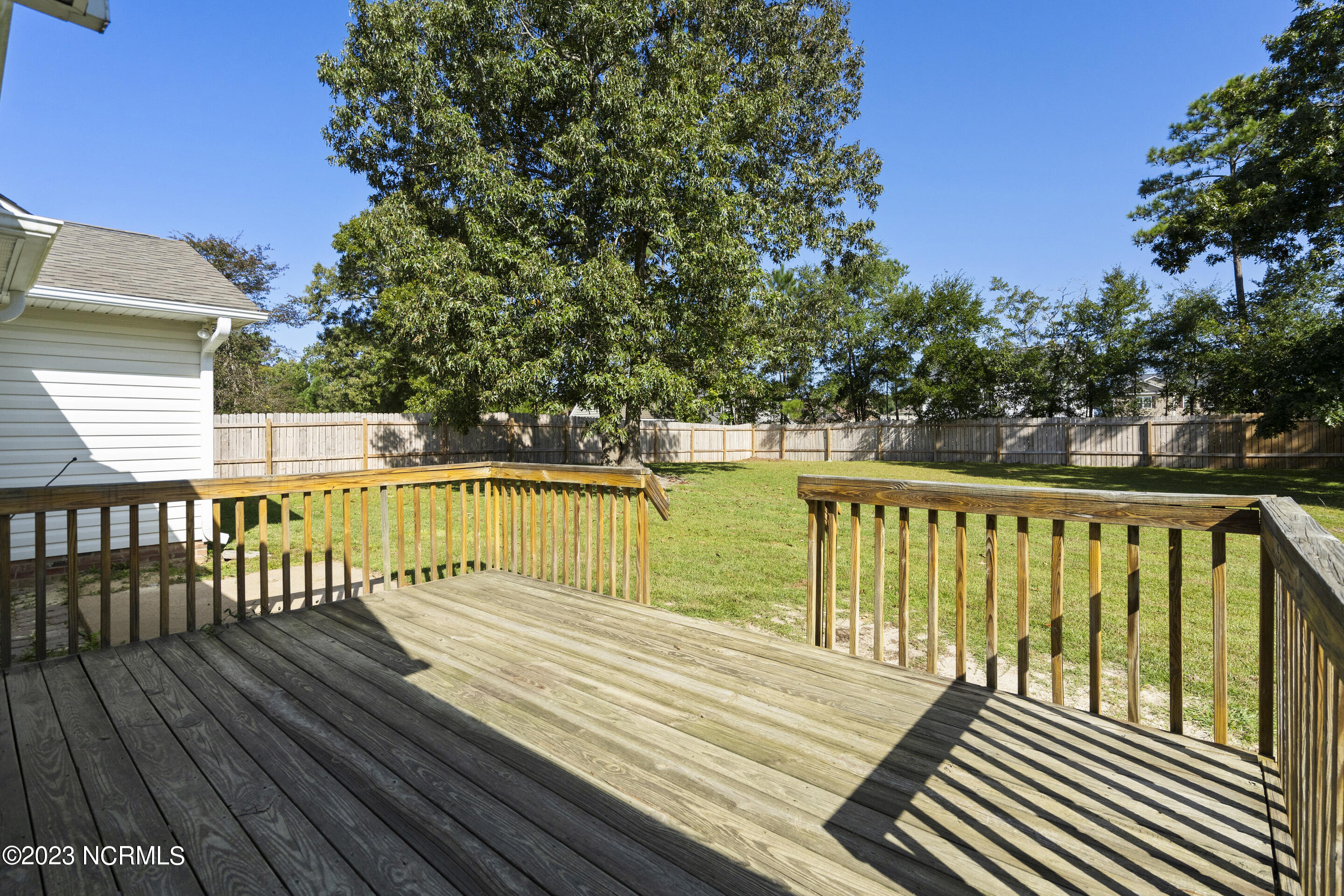 127 Secretariat Drive Property Photo 33