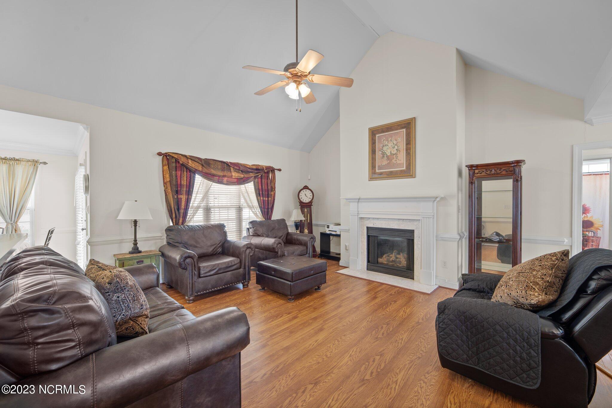 4315 Nw Cam Strader Drive Property Photo 6