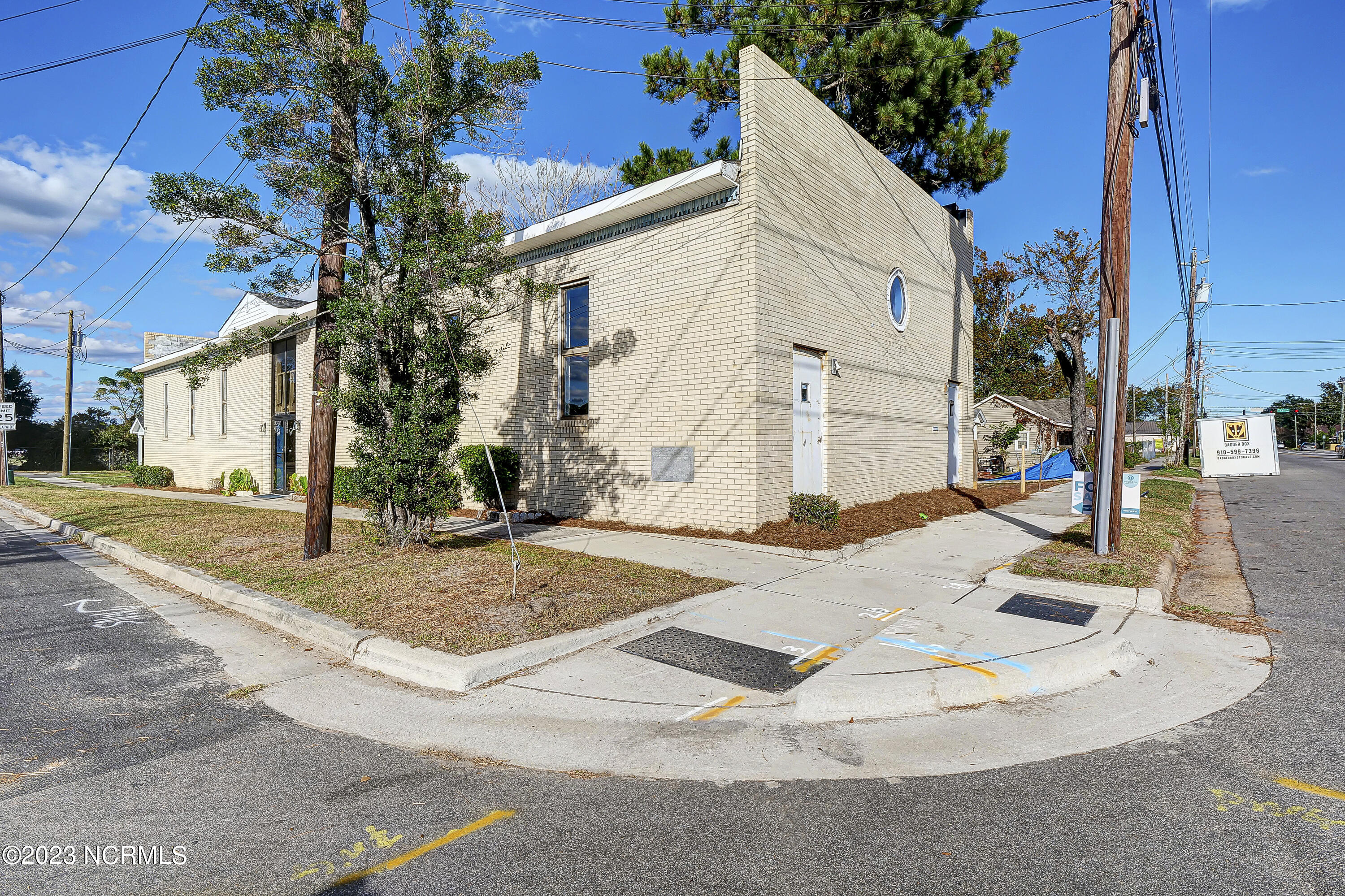 1201 Castle Street Property Photo 2