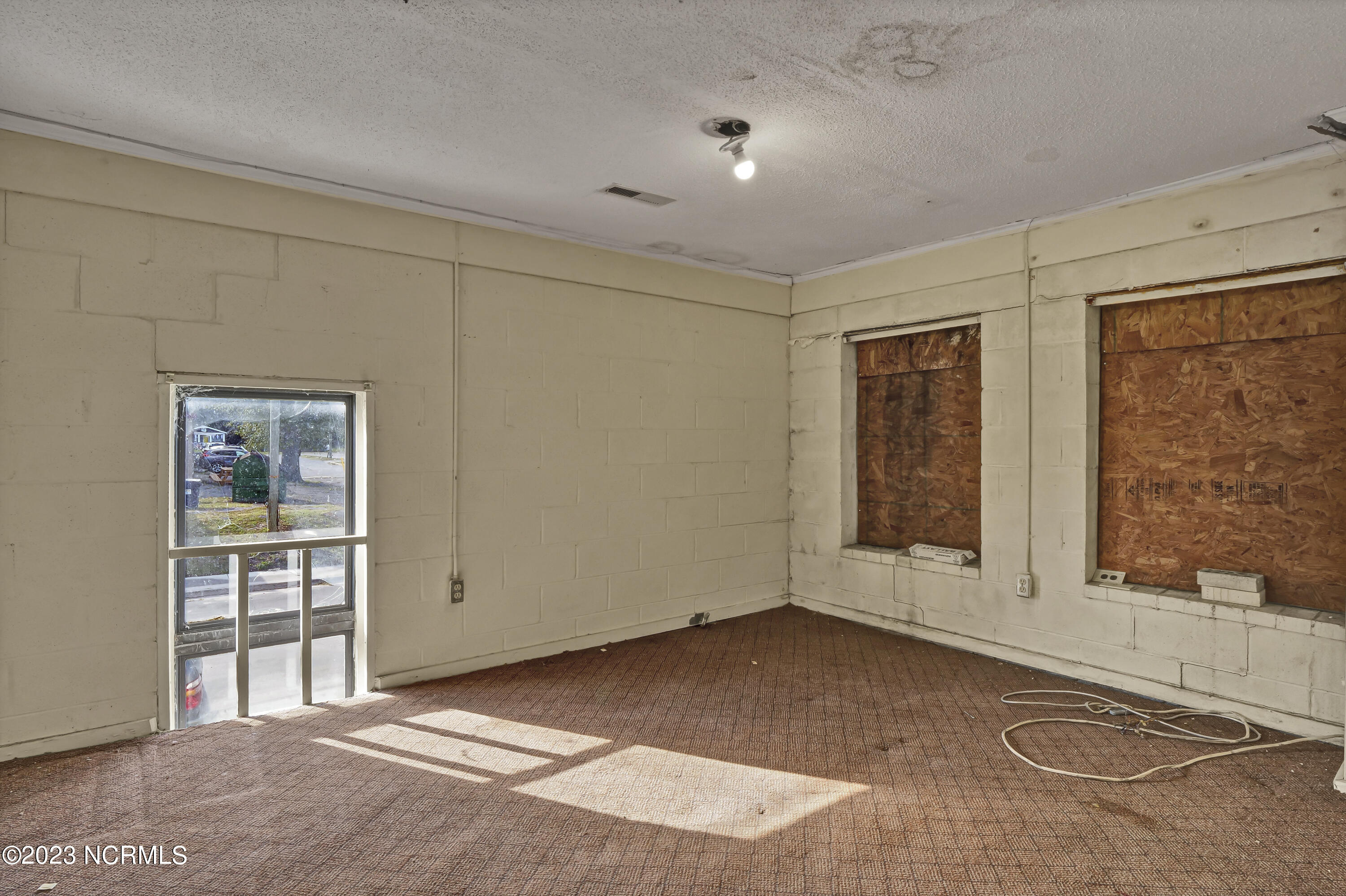 1201 Castle Street Property Photo 14