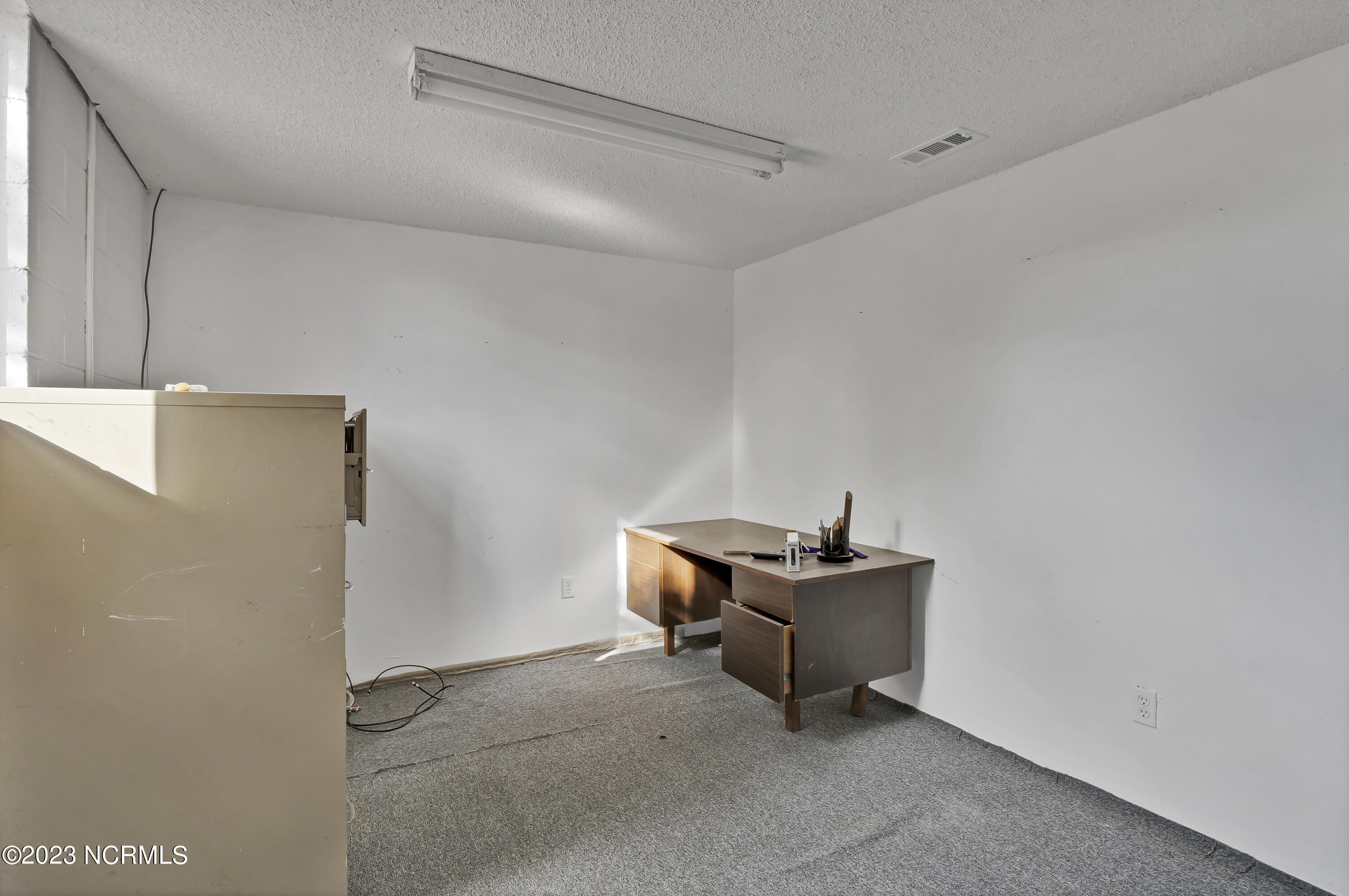 1201 Castle Street Property Photo 17