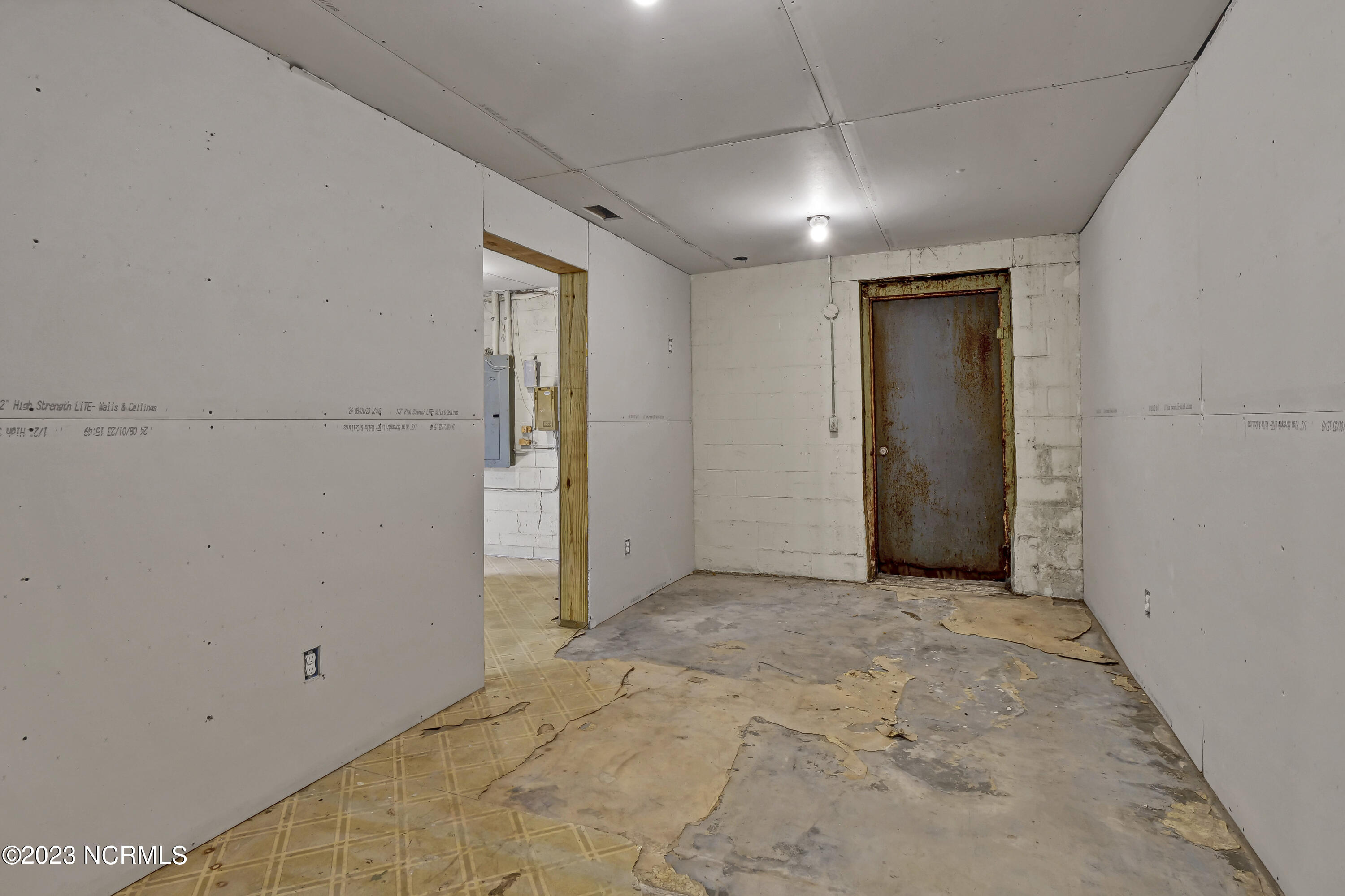 1201 Castle Street Property Photo 19