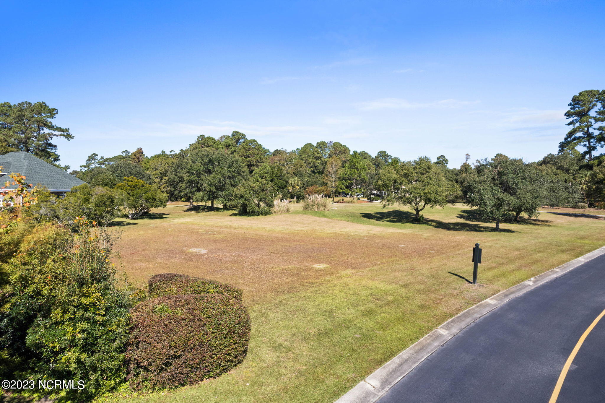 551 Dartmoor Way Sw Property Photo 17