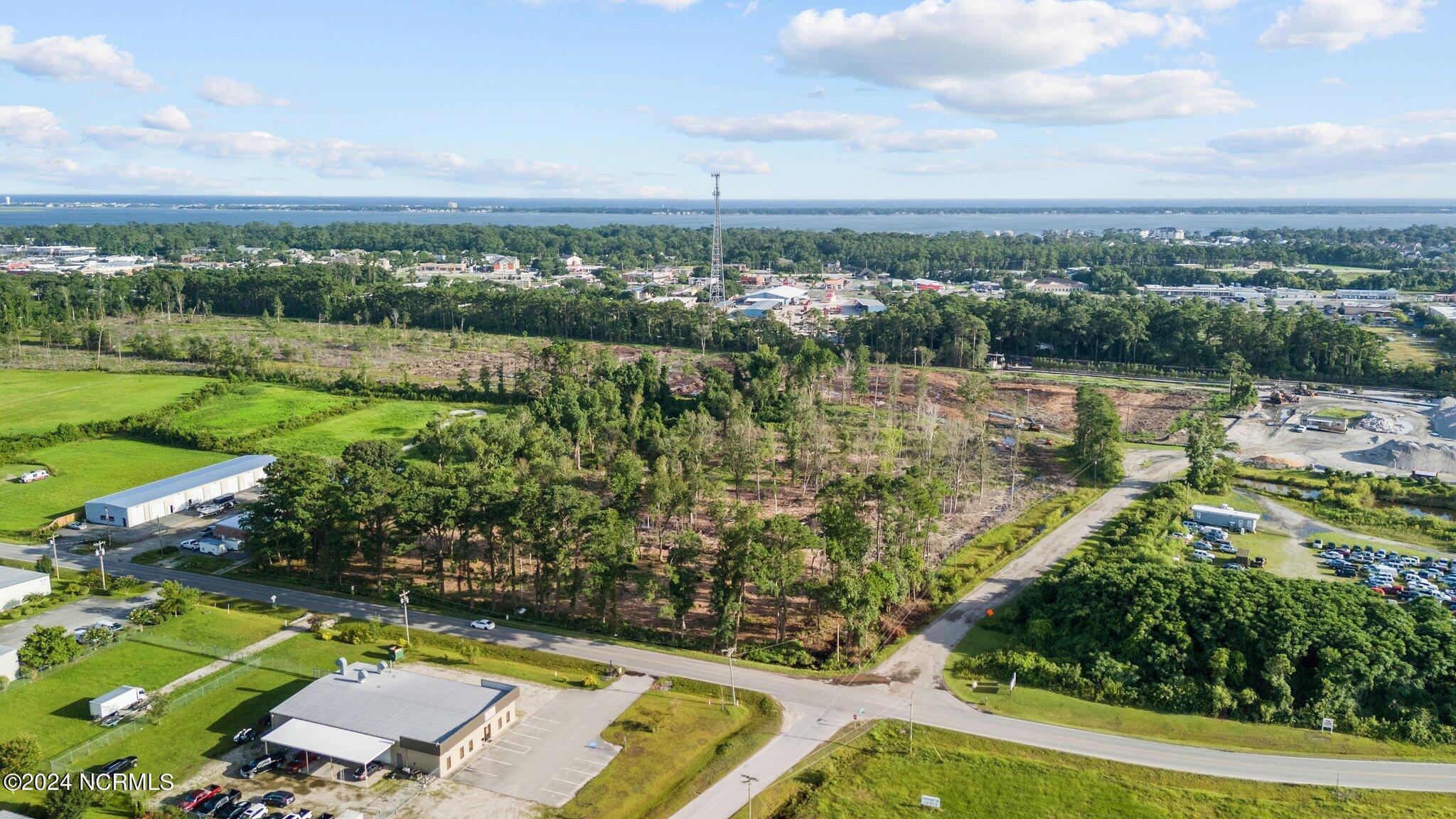 5081 Business Drive Property Photo 17