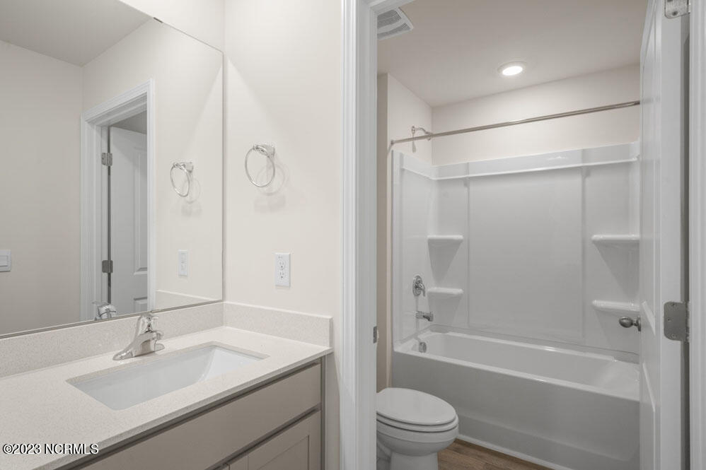 122 Bay Laurel Drive Property Photo 22