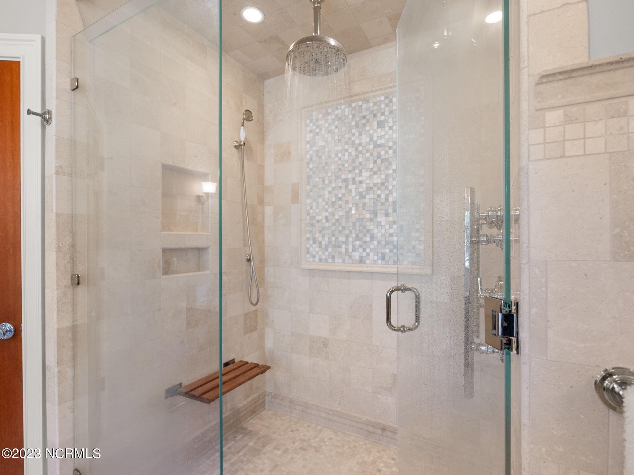 29 Elkton Drive Property Photo 12