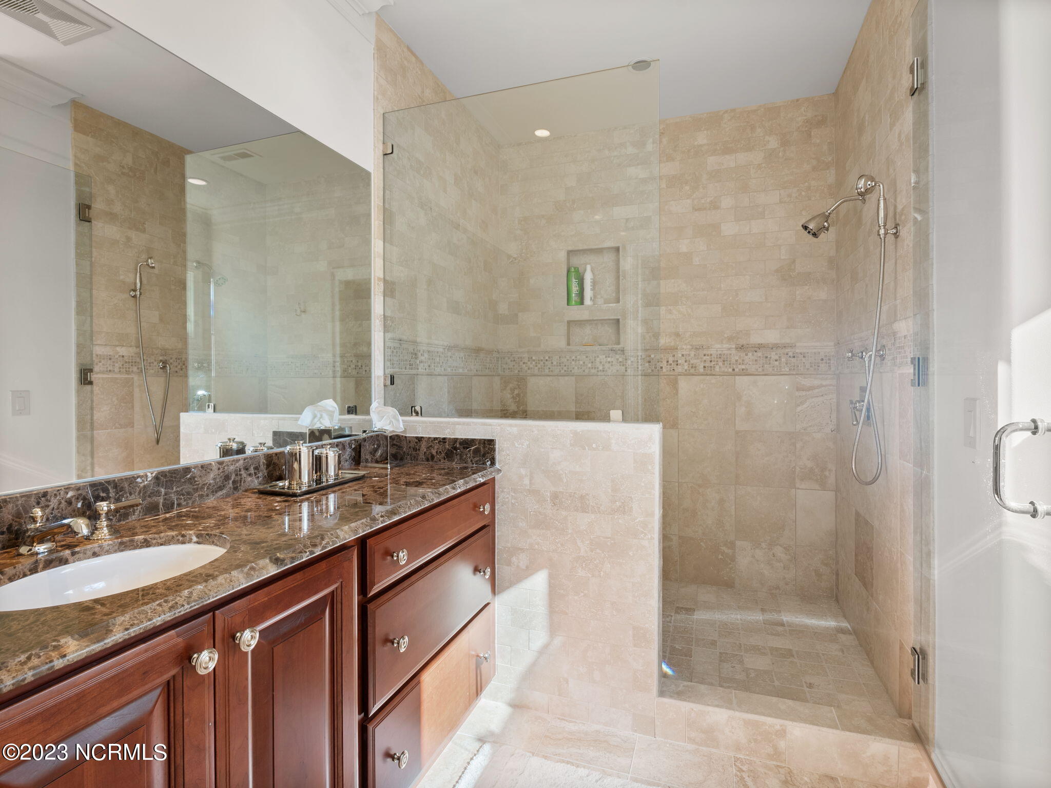 29 Elkton Drive Property Photo 21