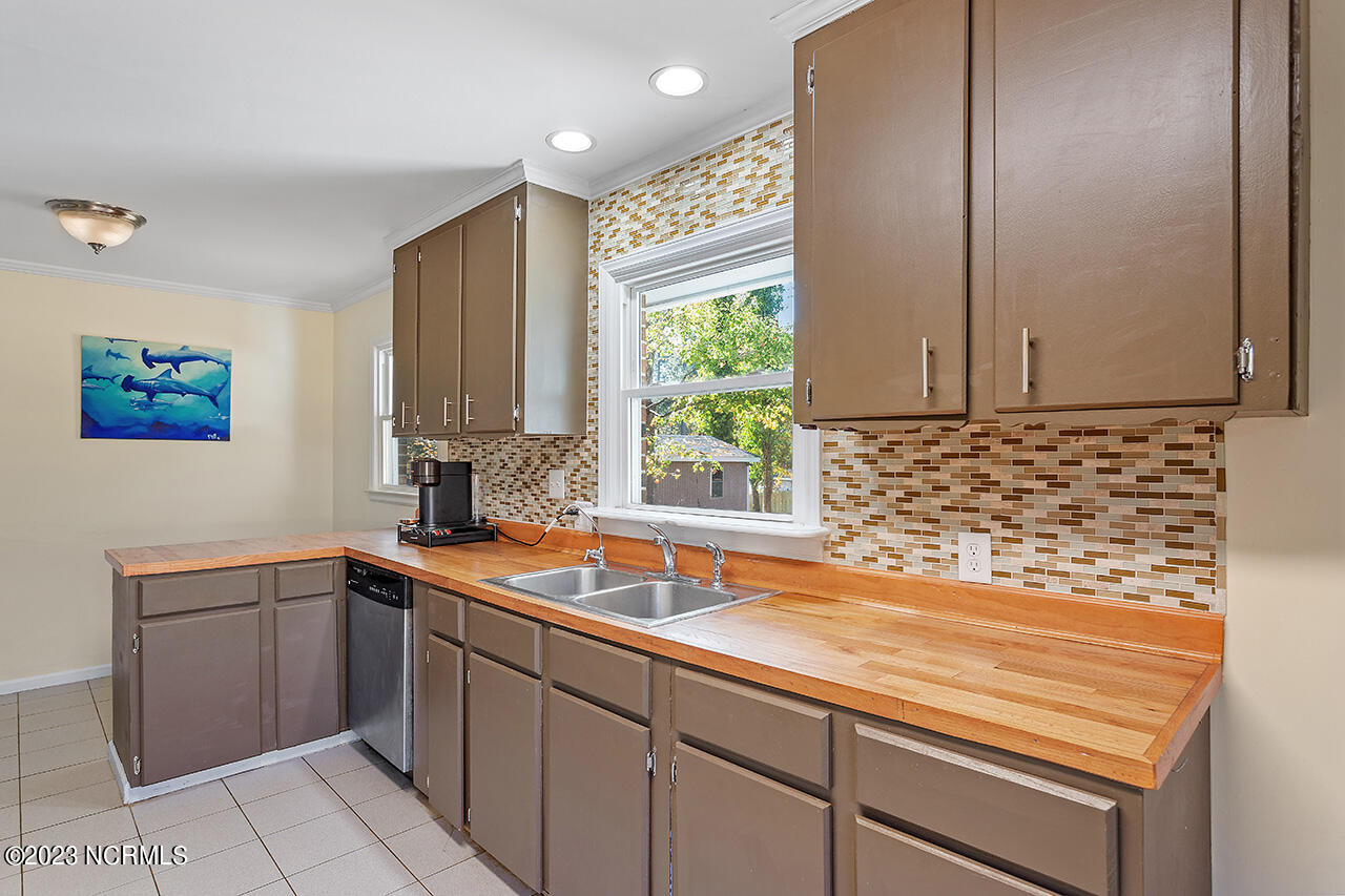 306 Virginia Avenue Property Photo 3