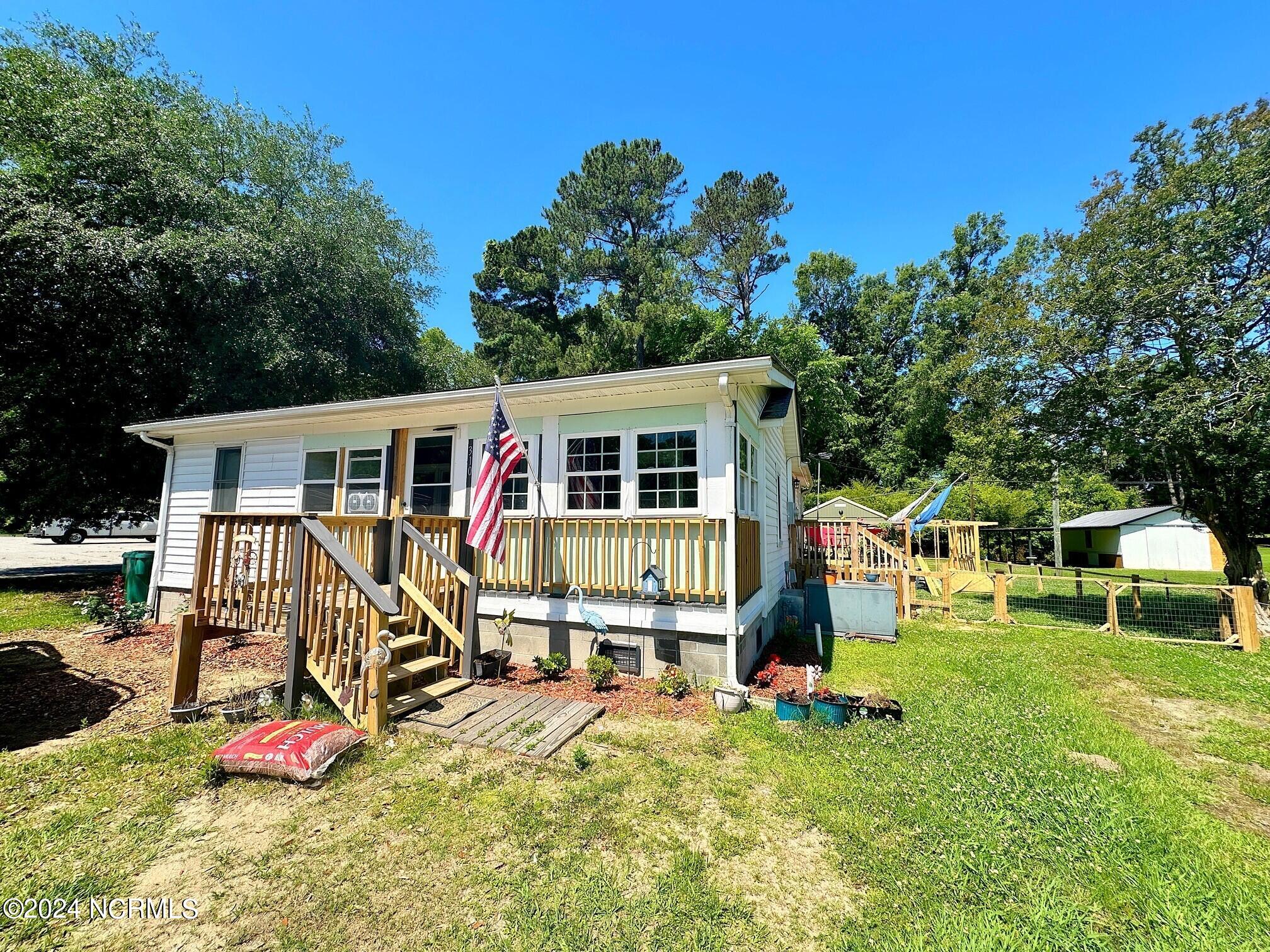 310 N Main Street Property Photo