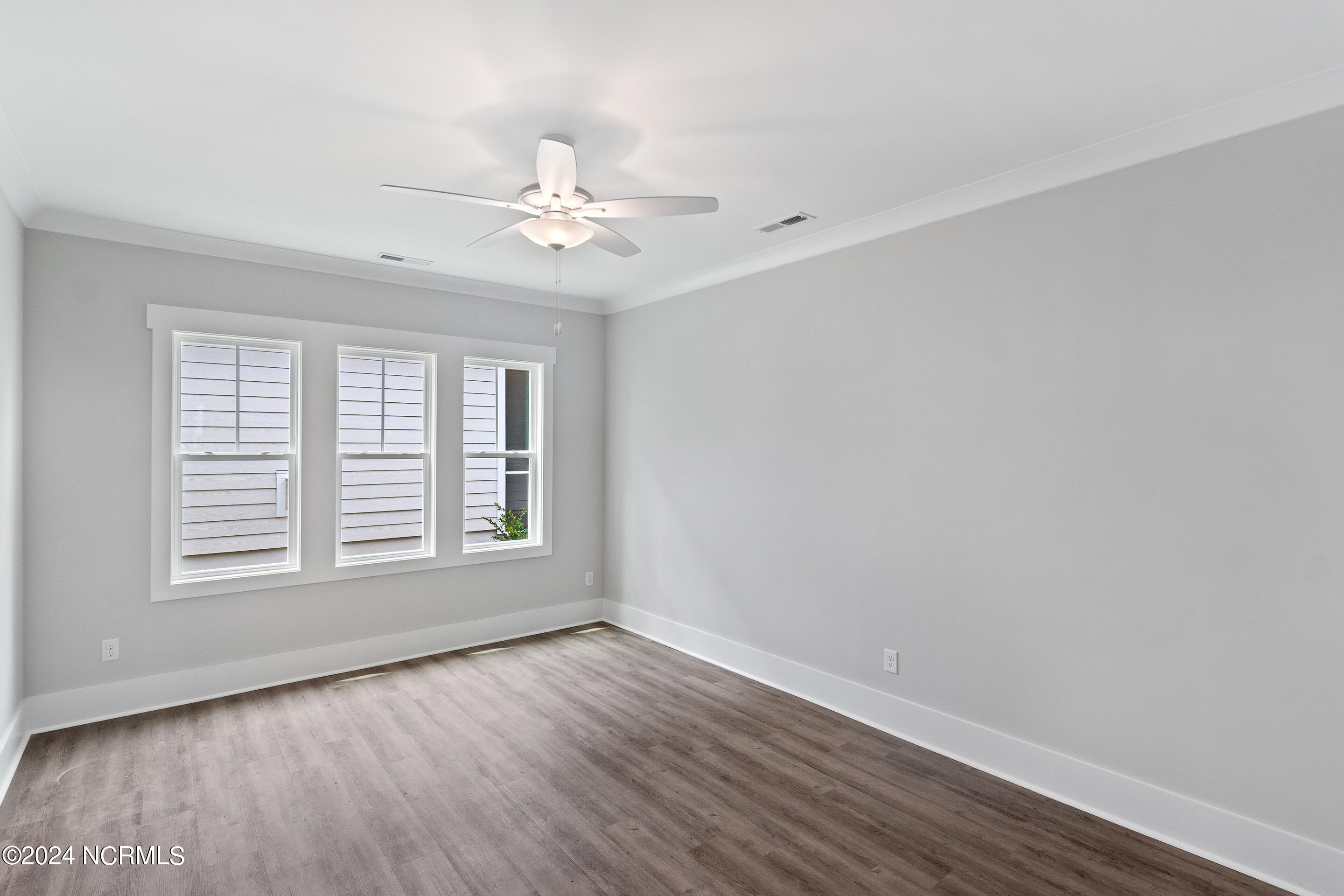 1124 Cottage Park Alley Property Photo 20
