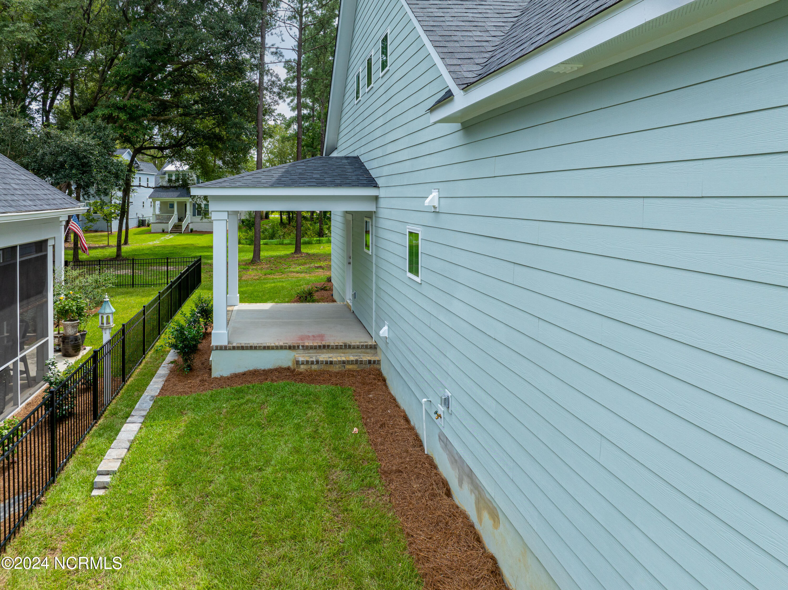 1124 Cottage Park Alley Property Photo 42