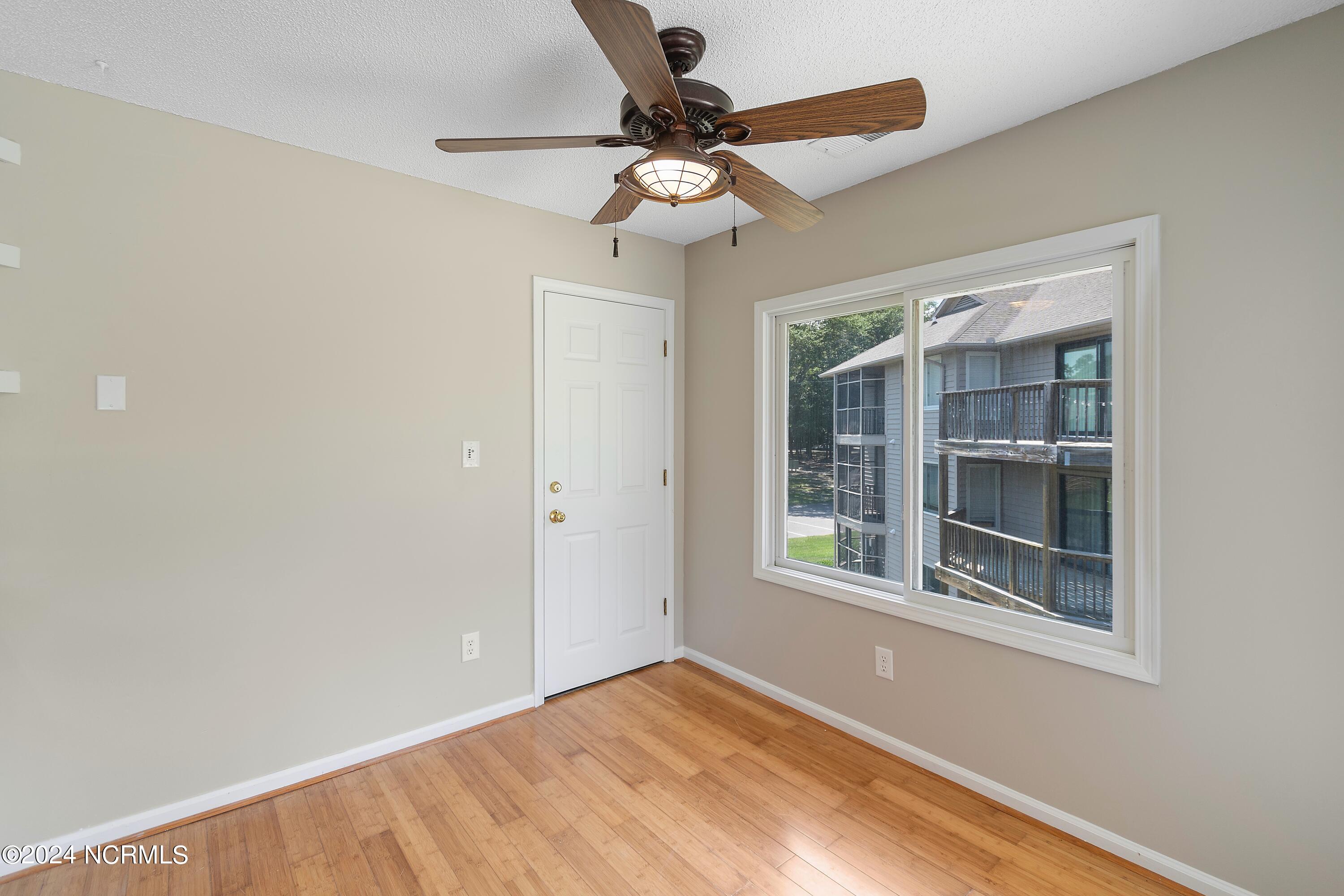 815 Colony Place E Property Photo 20