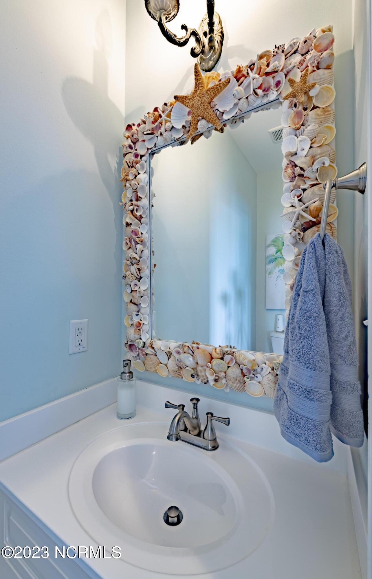 110 Adrian Lane Property Photo 20
