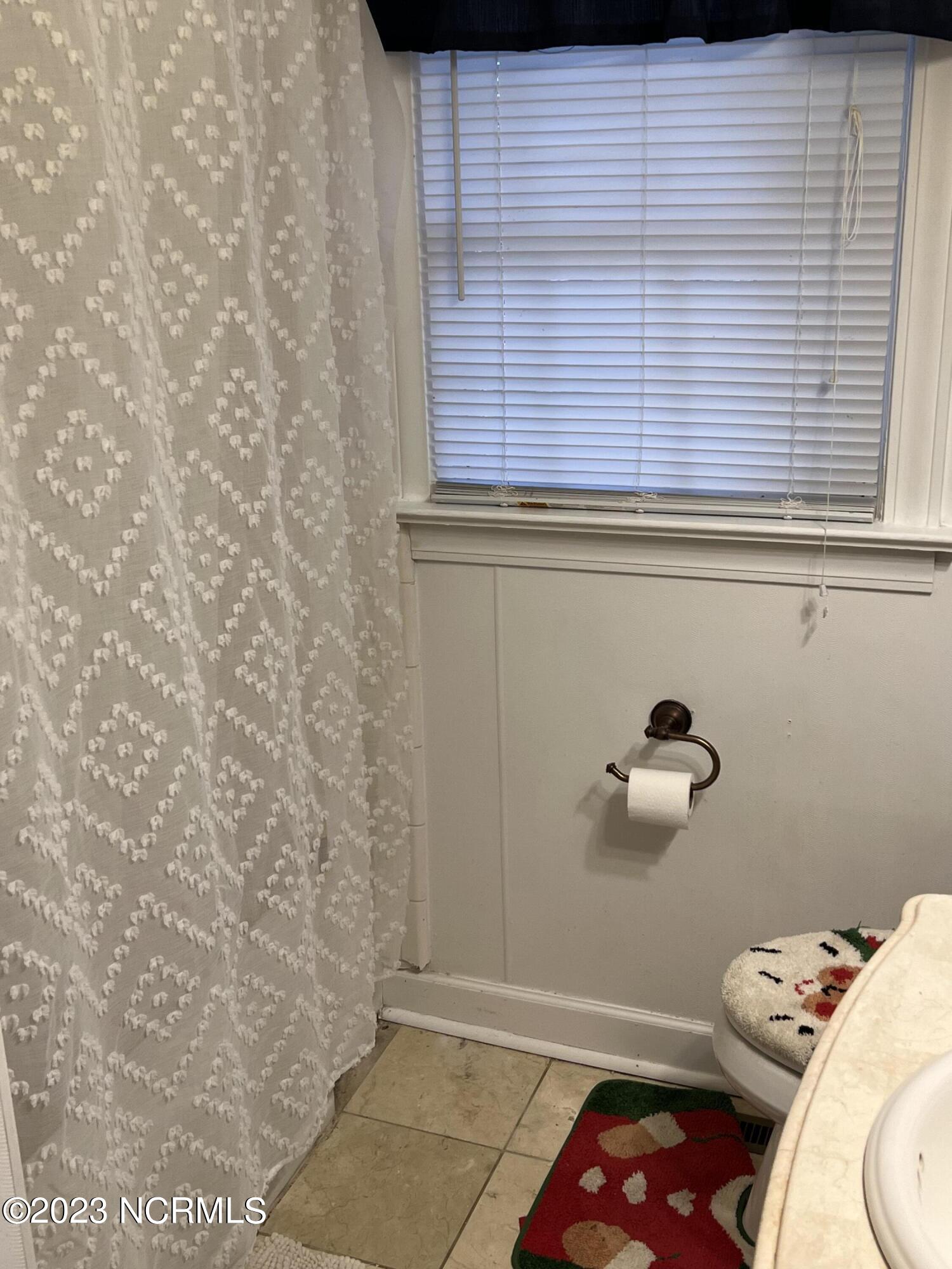 100 Marshall Street Property Photo 13
