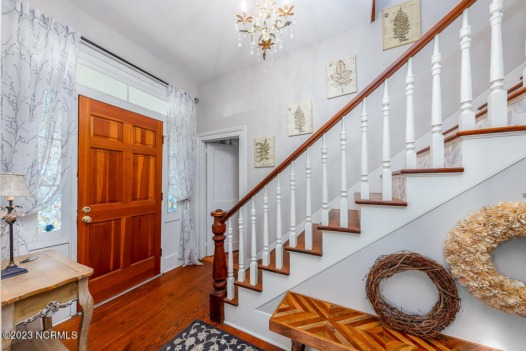 406 Metcalf Street Property Photo 12