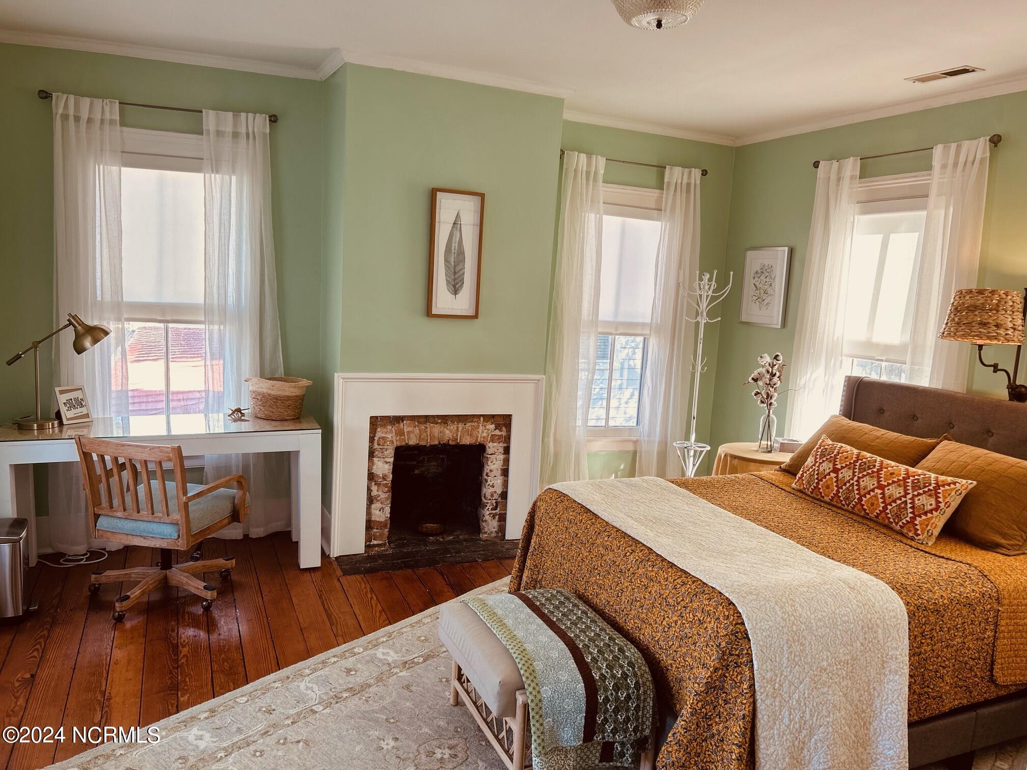 406 Metcalf Street Property Photo 16