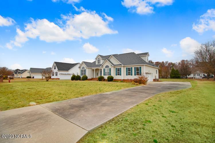 109 Callaway Court Property Photo 3