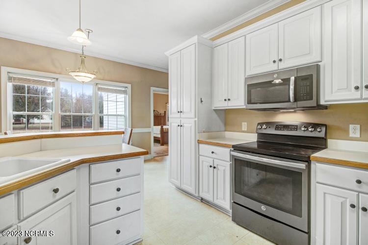 109 Callaway Court Property Photo 17