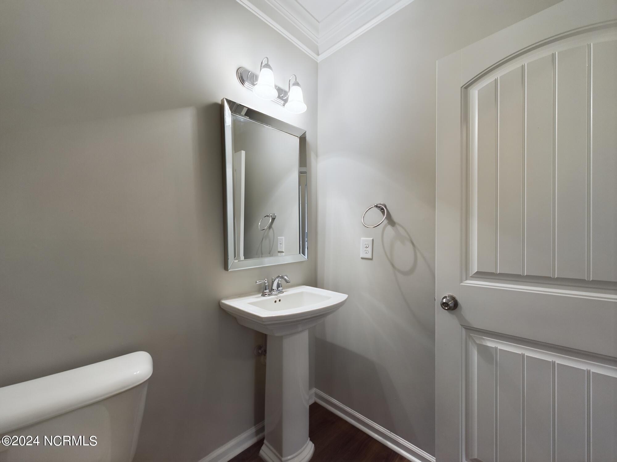 311 Scotlow Way Property Photo 15