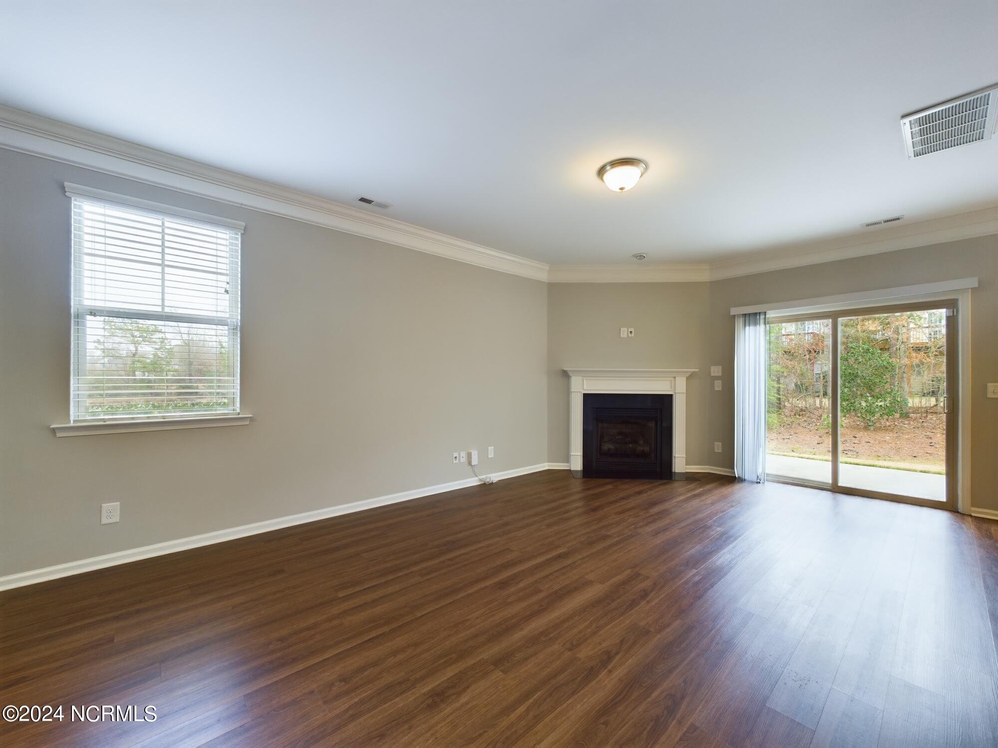311 Scotlow Way Property Photo 16