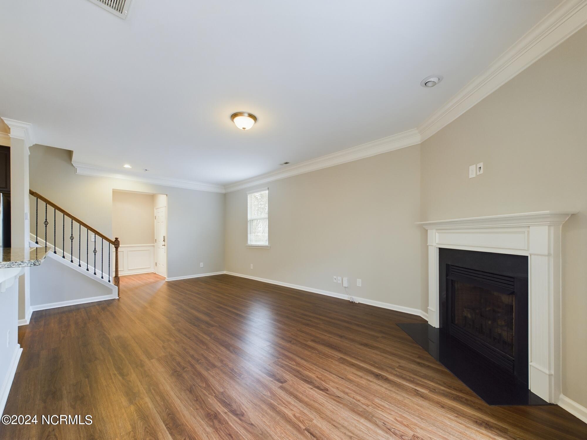 311 Scotlow Way Property Photo 19