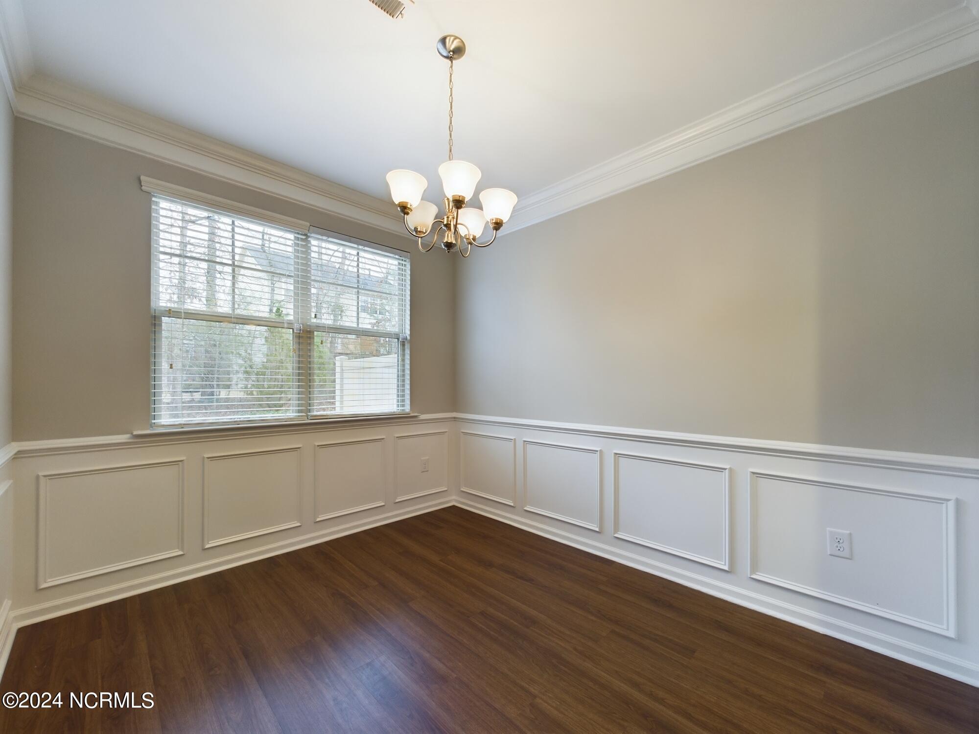 311 Scotlow Way Property Photo 20