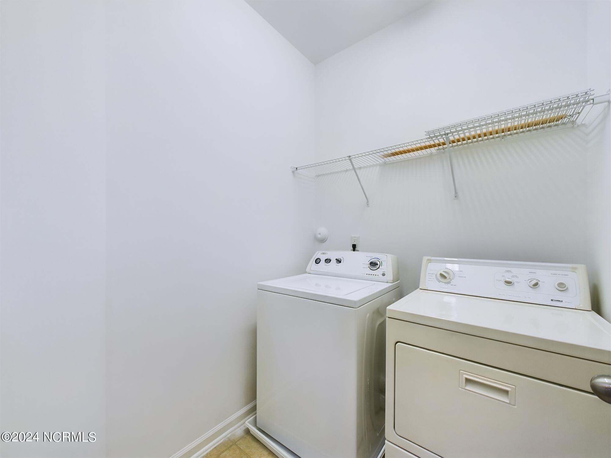 311 Scotlow Way Property Photo 28