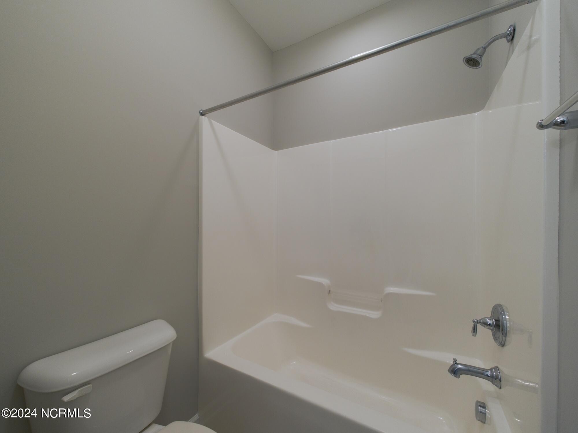 311 Scotlow Way Property Photo 42